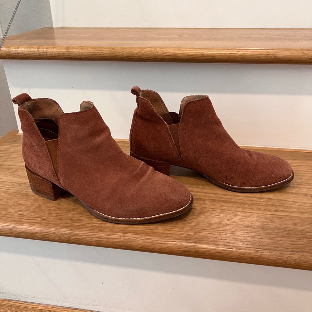 Seychelles brown booties